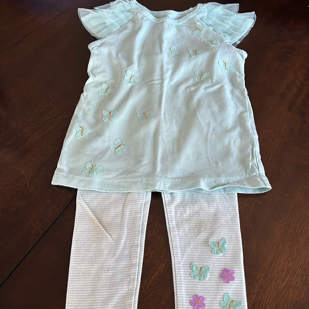 Carter’s outfit